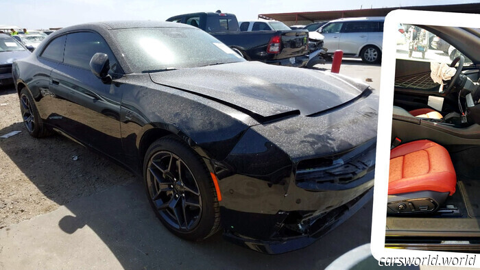 Primeras Superficies EV Dodge Charger Daytona Destrozadas | Carscoops